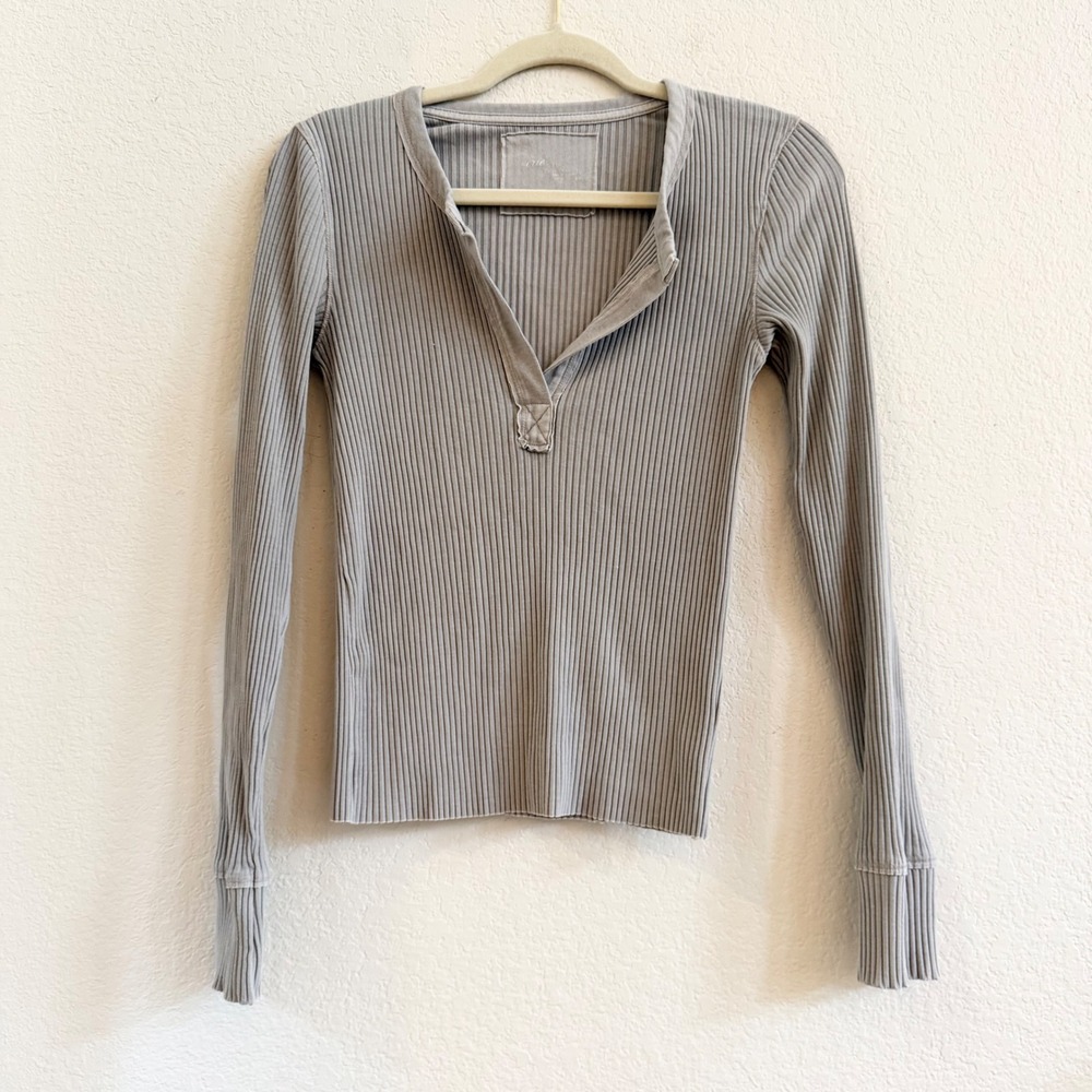 Aerie Fireside Womens Gray Ribbed Long Sleeve Henley Top Size Small